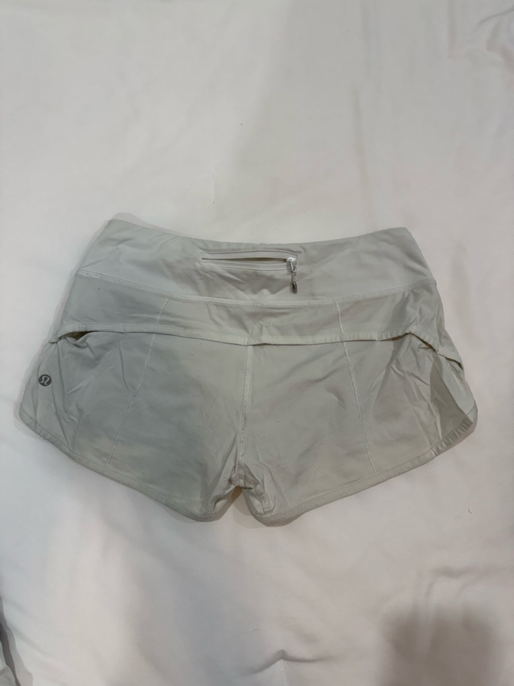 lululemon White Speed Up shorts